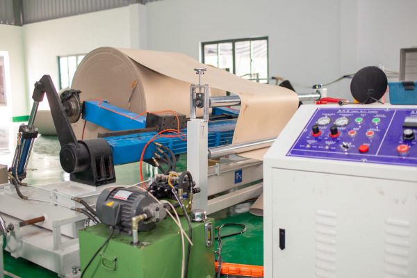 CÔNG TY TNHH SẢN XUẤT VÀ THƯƠNG MẠI HỮU HÙNG